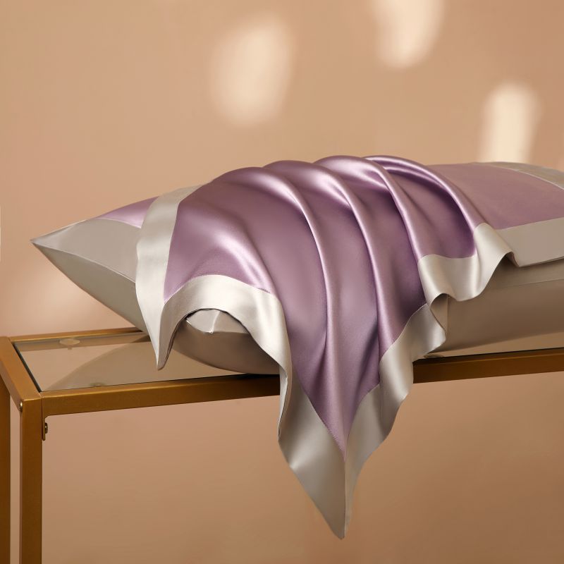 40 Momme Silk Pillowcase Front - огляд і ціна Luxury Skincare Gifts For Men