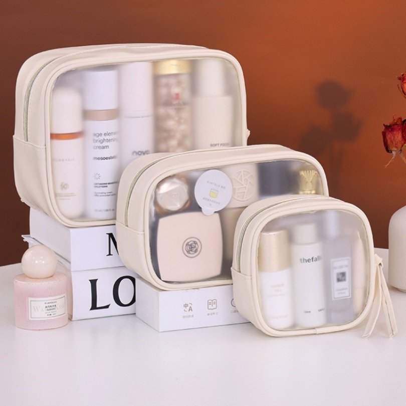 Semi-transparent Luxury Makeup - огляд і ціна Luxury Skincare Set